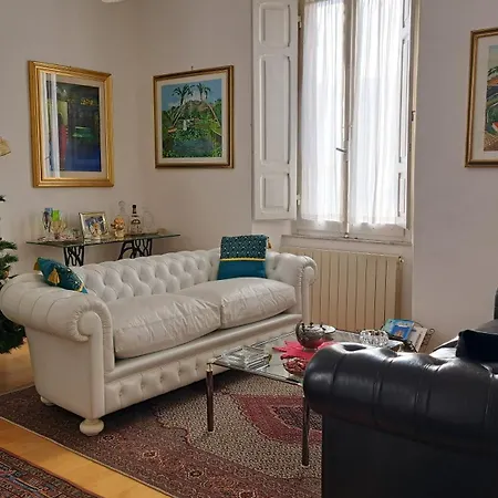 La Casa Di Perla, In Famiglia بيرودجا