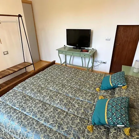 La Casa Di Perla, In Famiglia Perugia