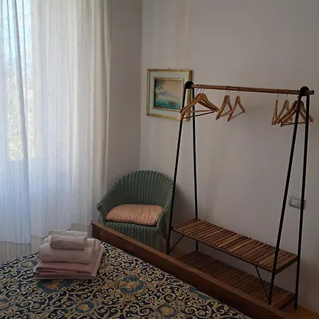 La Casa Di Perla, In Famiglia Перуджа